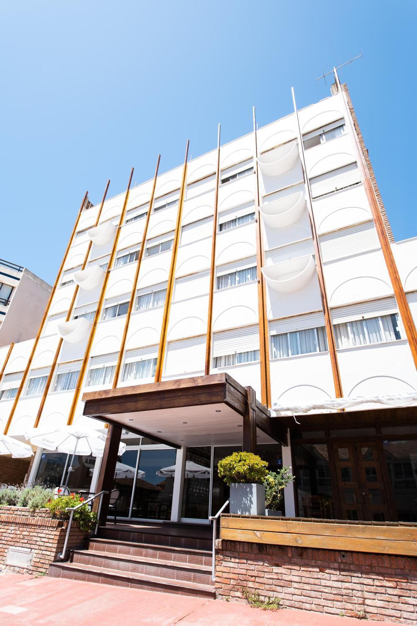 Hotel Alhambra 푼타델에스테 외부 사진
