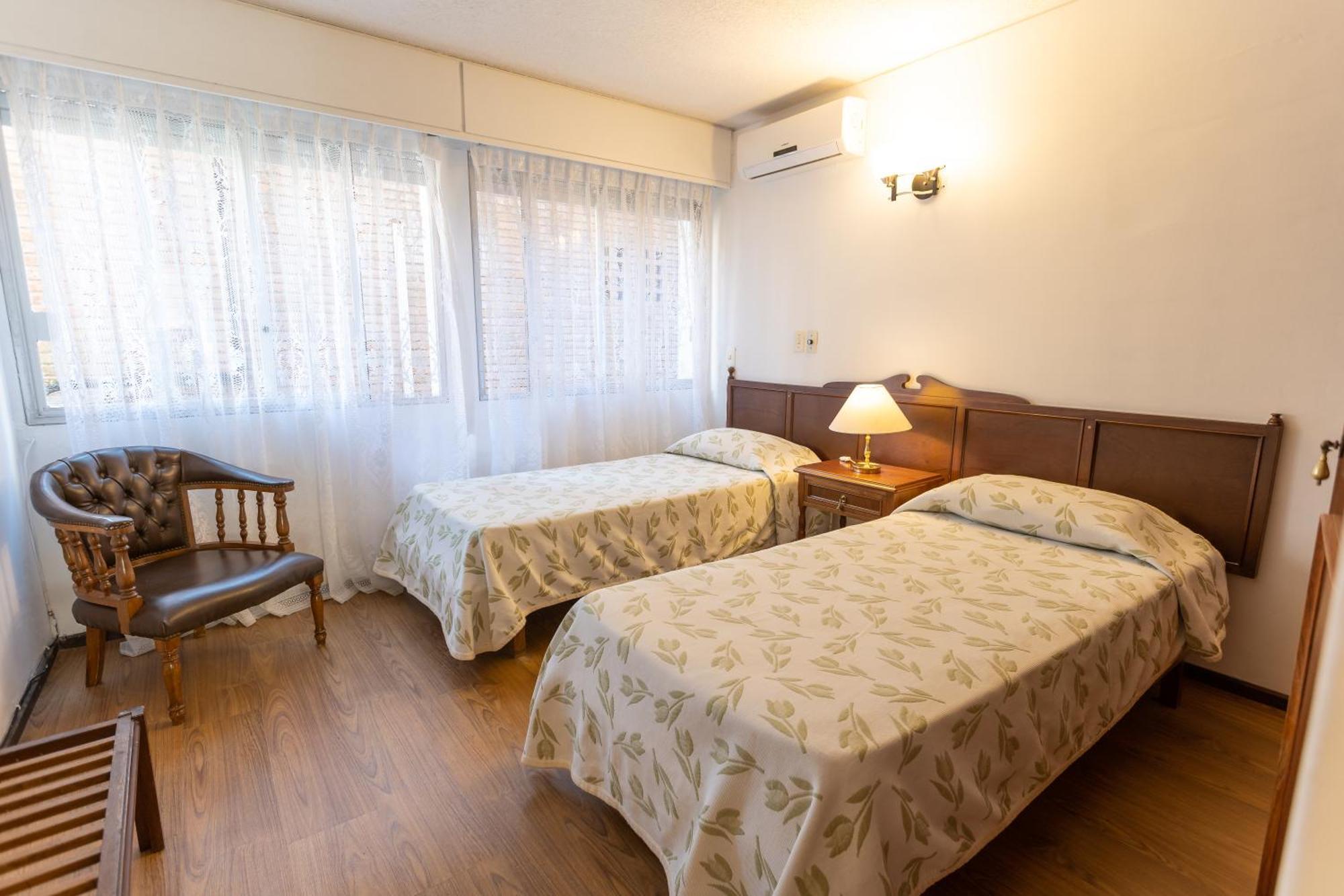 Hotel Alhambra 푼타델에스테 외부 사진